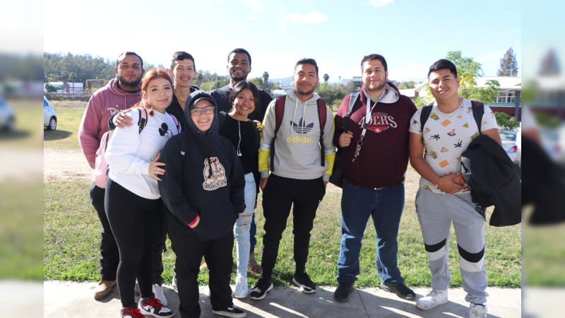 UTM inicia cuatrimestre con más de mil 850 estudiantes