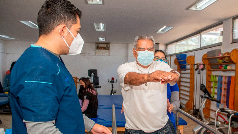 DIF Michoacán ofrece rehabilitación y educación especial a personas con discapacidad