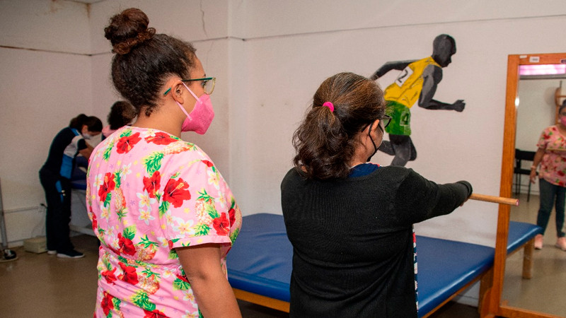 DIF Michoacán ofrece rehabilitación y educación especial a personas con discapacidad