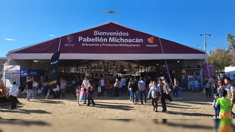 Artesanía michoacana, presente en la Feria de León 2024  