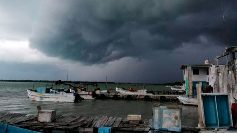 Ante bajas temperaturas y fuertes lluvias cierran a la navegación puertos de siete estados 