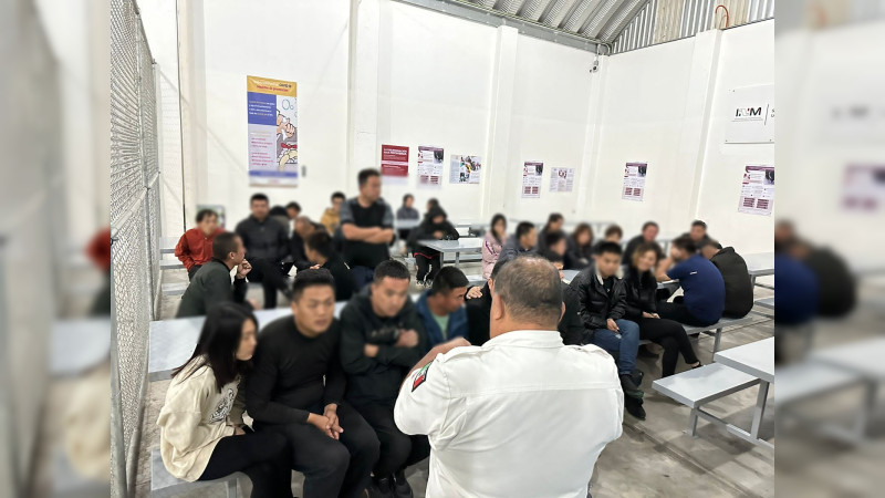 Rescatan a 40 migrantes de China en Oaxaca