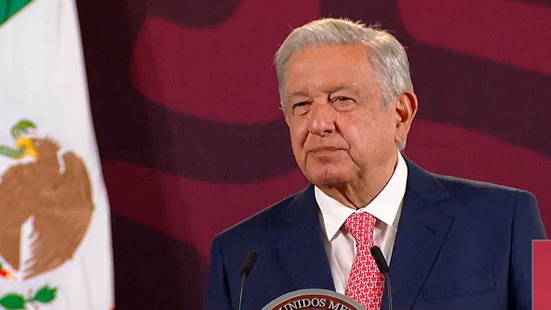 AMLO exhibe 'acuerdo mafioso' entre PAN y PRI en Coahuila 