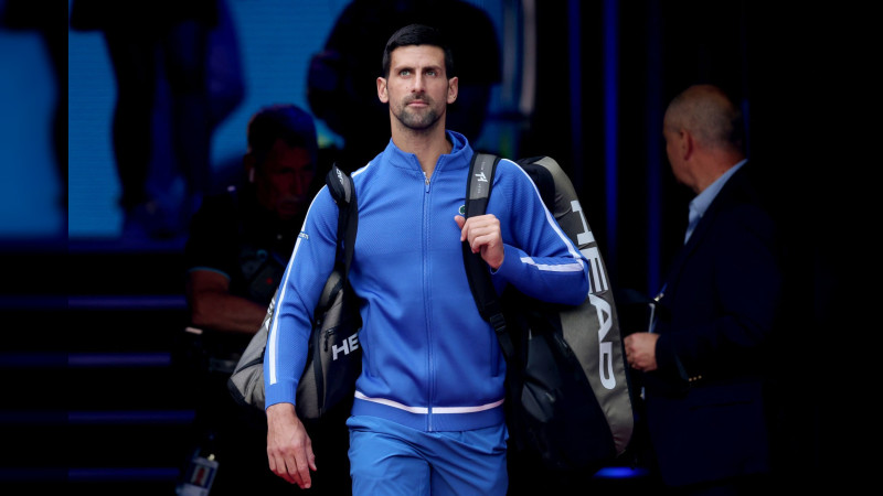 Novak Djokovic se estrena en el Abierto de Australia con triunfo 