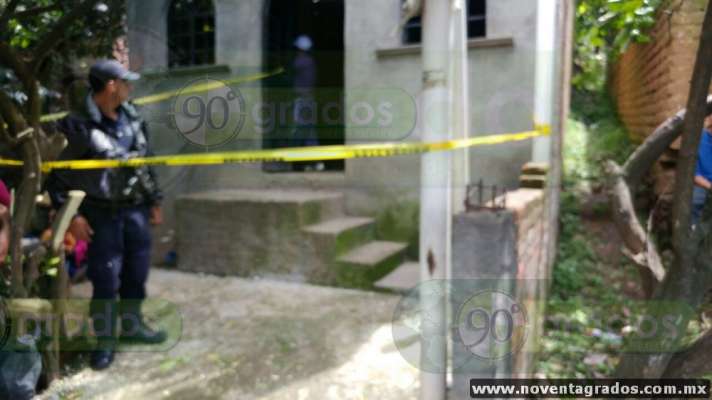 Colgado dentro de vivienda localizan cadáver de un hombre en Chilchota, Michoacán - Foto 1 
