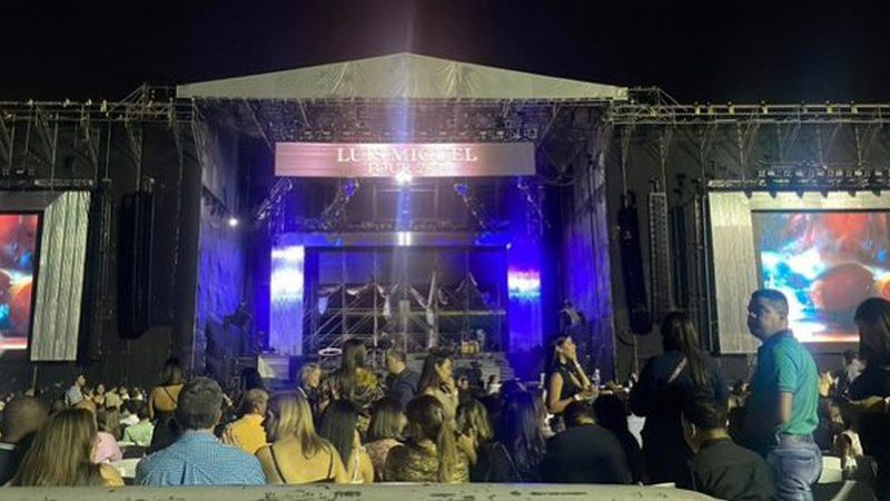 Luis Miguel pospone primer concierto de la gira 2024 en Santo Domingo por problemas técnicos 