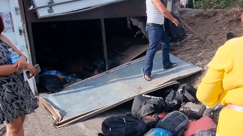 Chiapas: camión que transportaba migrantes vuelca en la carretera La Angostura; hay 21 heridos 