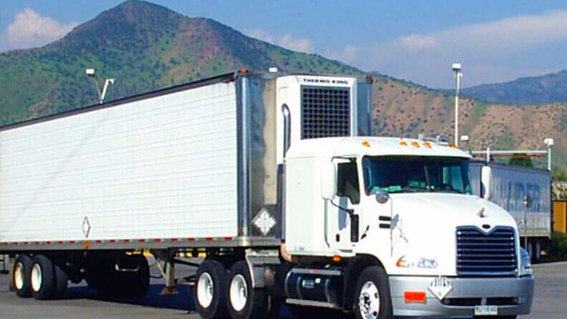 En Tlaquepaque, Jalisco, recuperan camión con carga de medicamentos robados 