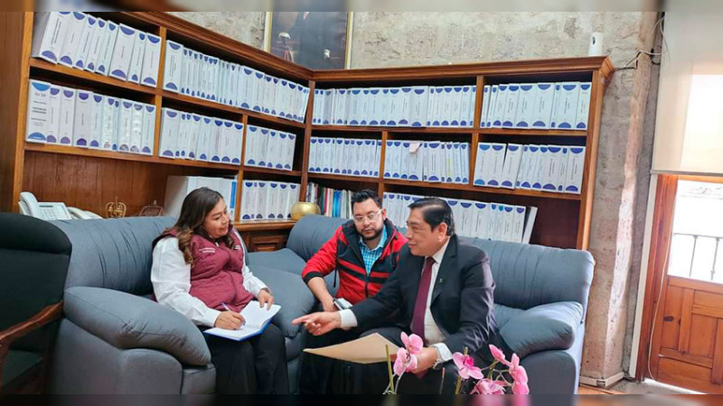 Sector salud de Michoacán y Consejo médico acuerdan impulsar certificación médica 