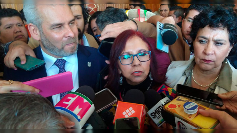 Aún sin fecha para 100% federalización de la nómina educativa en Michoacán, reconoce SEP 