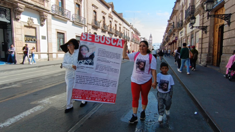 FGE Michoacán hace caso omiso por desapariciones, acusan familiares 