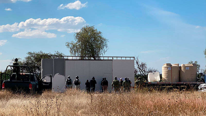 Autoridades federales aseguran toma clandestina y huachicol en Corregidora, Querétaro 