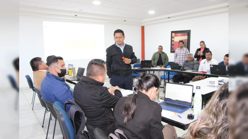 Cecytem mantiene capacitación docente para ofrecer educación de calidad