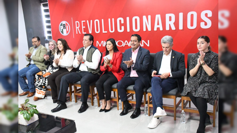 Está en riesgo el futuro de México y eso nos obliga a estar unidos: Memo Valencia