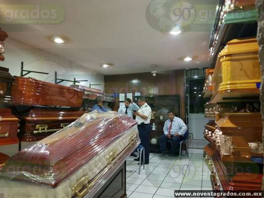 Asaltan funeraria en Morelia; se llevan 30 mil pesos en efectivo  - Foto 2 