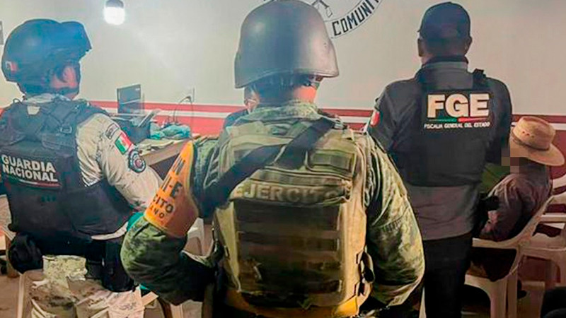 FGE Guerrero investiga  grupo de “policías comunitarios” que armaron a niños en Ayahualtempa 