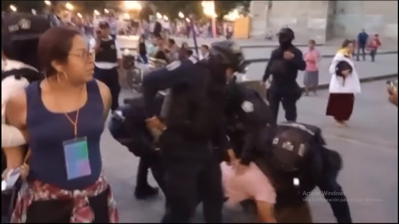 Durante marcha contra la gentrificación, detienen a 6 activistas en Oaxaca 