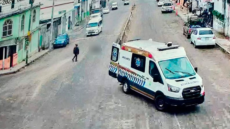 Paciente cae de ambulancia en movimiento en San Cristóbal de las Casas, Chiapas 