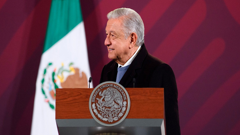 Celebra AMLO que PRI vote a favor del Pan C 