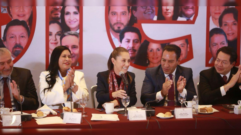 Claudia Sheinbaum prevé fiesta democrática tras reunirse con senadores de Morena 