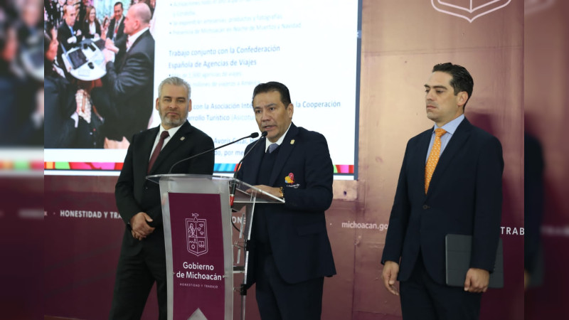 Michoacán consolidó liderazgo en turismo: Roberto Monroy 
