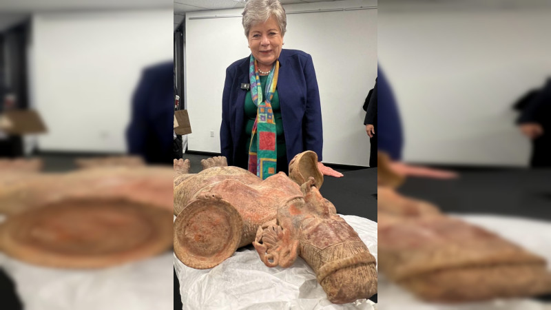 México recibe 30 piezas arqueológicas repatriadas de EEUU