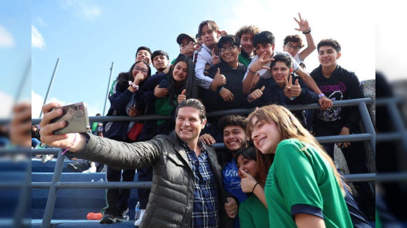 Alfonso Martínez apoya los sueños de 246 morelianos con Becas de Titulación CM 2024 