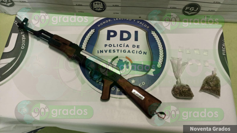 Aseguran arma larga y dosis de droga en cateo en Chimalhuacán, Edomex 