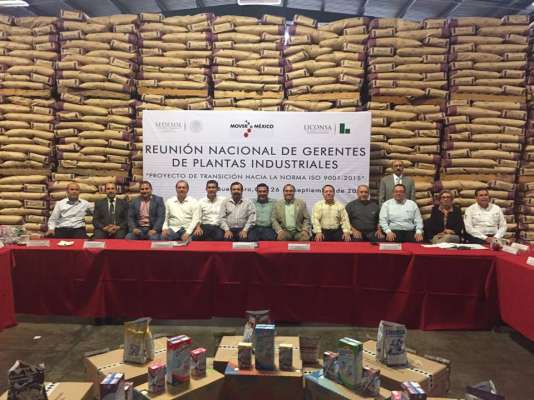 Recibe reconocimiento la Gerencia Estatal de LICONSA en Michoacán 