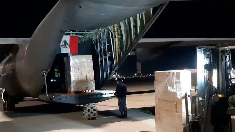 Envía México 26 toneladas de apoyo a Chile, tras incendios forestales 