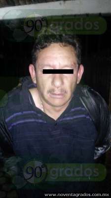 Morelia: Detienen a sujeto tras robar un auto - Foto 0 