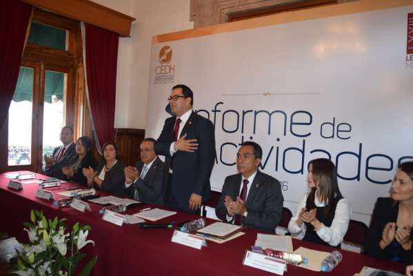 Titular de la CEDH Michoacán, rinde informe de actividades - Foto 0 