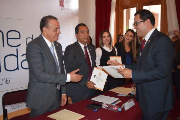Titular de la CEDH Michoacán, rinde informe de actividades - Foto 1 