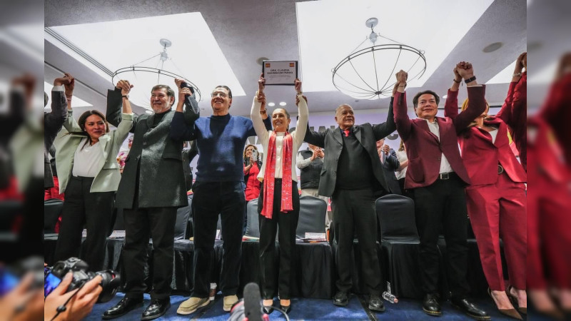  Claudia Sheinbaum recibe constancia como candidata a la Presidencia de la República por el Partido del Trabajo 