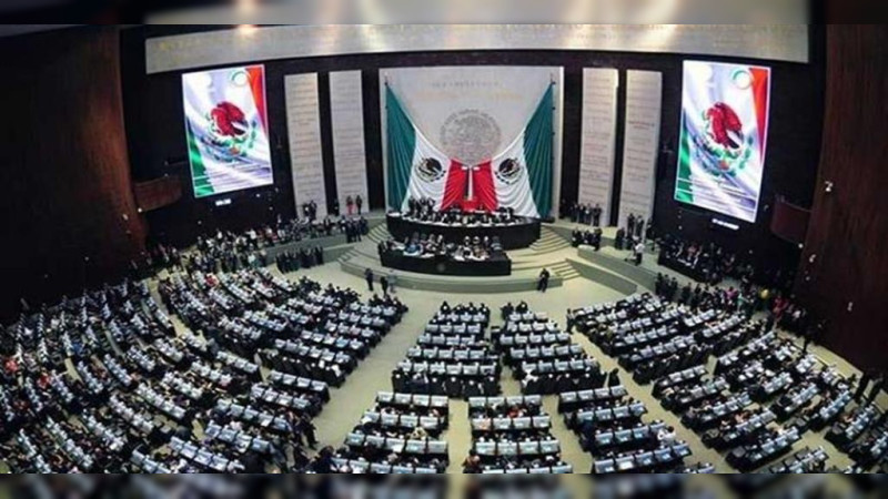 Cámara de Diputados envía a comisiones reformas de López Obrador 