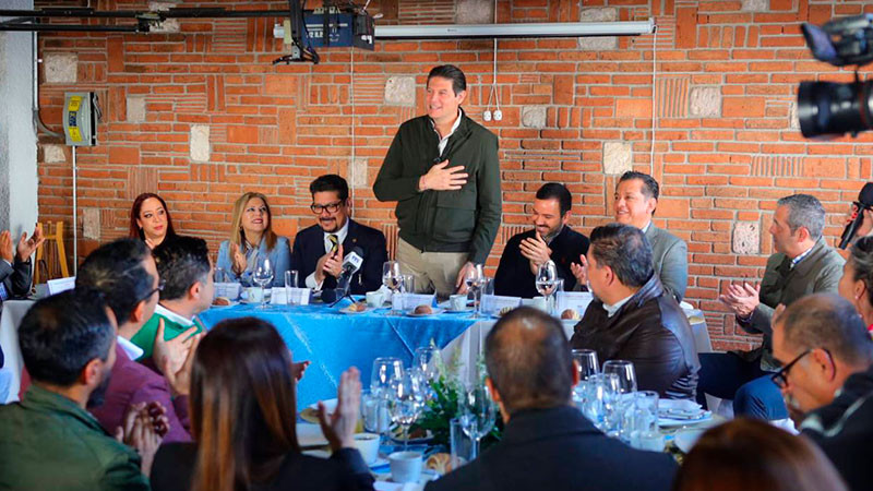 Empresarios reconocen trabajo de administración de Alfonso Martínez 