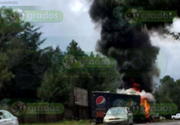 Sigue tensión en la Meseta; van 9 vehículos quemados - Foto 4 