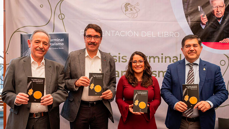 Presentan libro “La crisis terminal del capitalismo”, que escribió líder antorchista 
