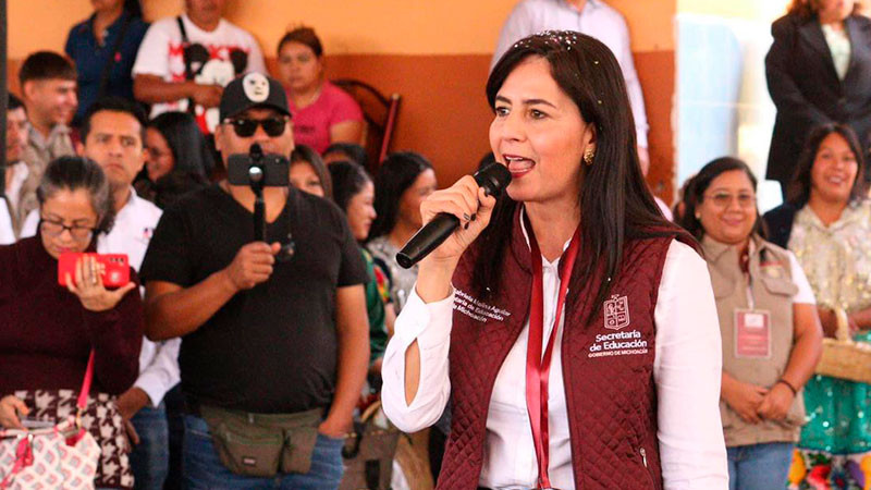 Becas refuerzan estrategia contra abandono escolar: Gabriela Molina Aguilar 