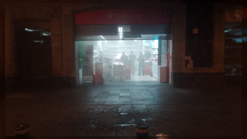 Se incendia una bodega en el Centro de la Ciudad de México