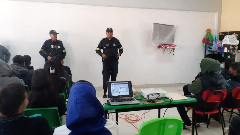  Fomentan cultura de paz y seguridad en escuelas del Estado de México 