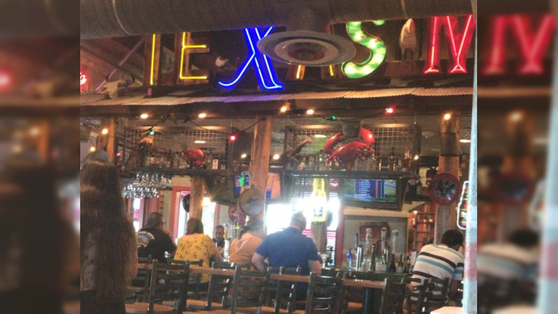 Bares y restaurantes aumentan ventas por Super Bowl en Querétaro 