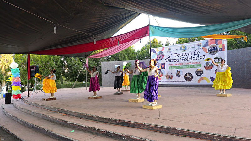 José Luis Téllez Marín, abrió el II Festival de Danza Folklórica en Hidalgo, Michoacán 