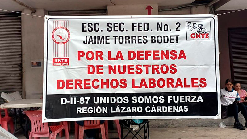 CNTE Poder de Base realiza paro de labores de 48 horas, en Michoacán 