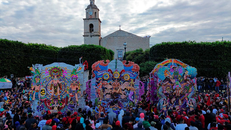 Celebra Tarímbaro, Michoacán, su Martes de Carnaval 