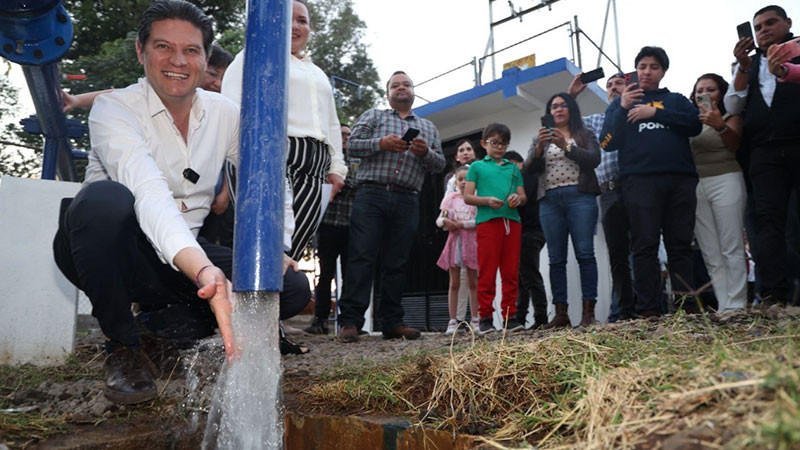 Inaugura Alfonso Martínez pozo profundo en fraccionamiento Arboledas de Morelia, Michoacán 