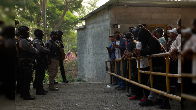Conflicto armado ha desplazado a más de 10 mil personas en Chiapas: OSC 