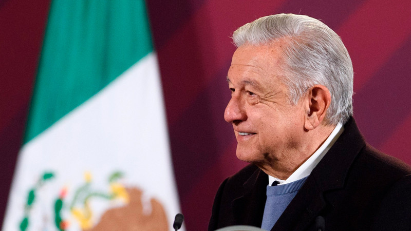Anuncia AMLO sección ¿Quién es quién en los bots?, en la "mañanera" 