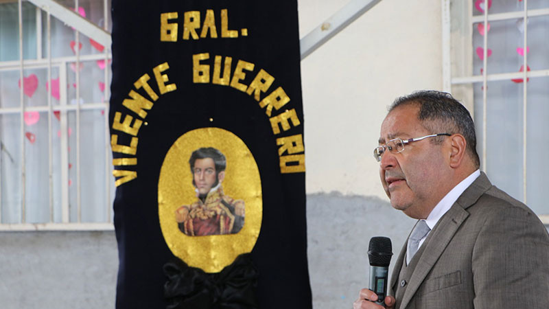 José Luis Téllez Marín, edil de Hidalgo, Michoacán, fue a la conmemoración del CXCIII Aniversario Luctuoso del General Vicente Guerrero Saldaña 
