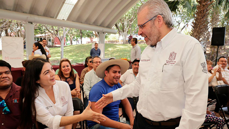 Reforma constitucional para asegurar atención a mujeres con cáncer: Bedolla 
